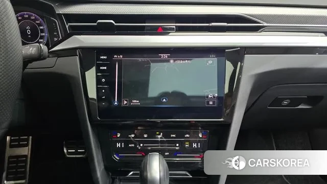 Volkswagen Arteon 2022 Серебристо-серый из Кореи, фото 5