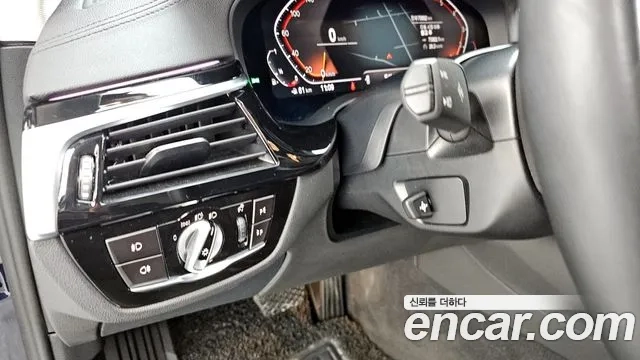 BMW 5 Series (G30) id 2891438 из Кореи 5