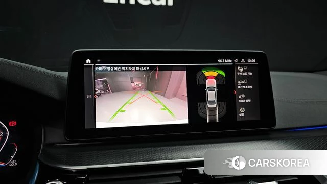 BMW 5 Series (G30) 2022 Белый из Кореи, фото 5