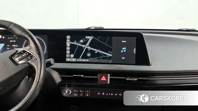 Kia EV6 2022 Жемчужный цвет из Кореи, фото 5