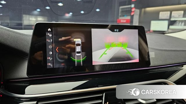 BMW 5 Series (G30) 2019 Белый из Кореи, фото 5