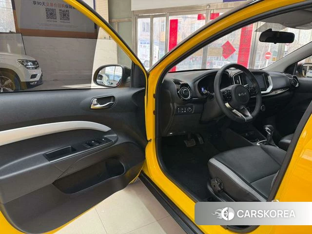 Kia Yi Ran 2023 Желтый из Китая, фото 5
