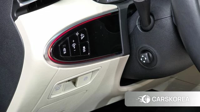 Genesis GV70 2024 Серый из Кореи, фото 5