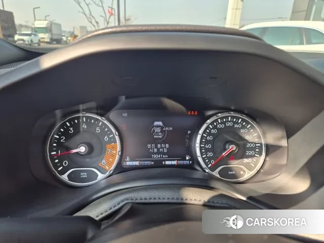 Jeep Renegade 2023 Оранжевый из Кореи, фото 5