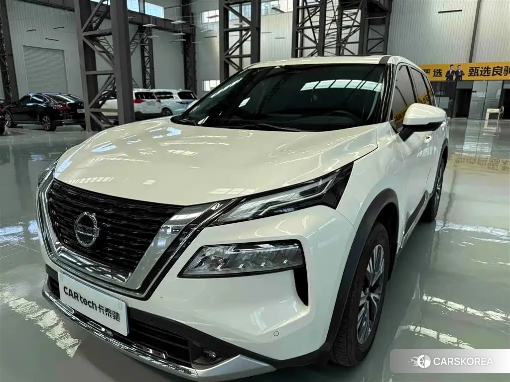 Nissan X-Trail 2021 Белый из Китая, фото 5