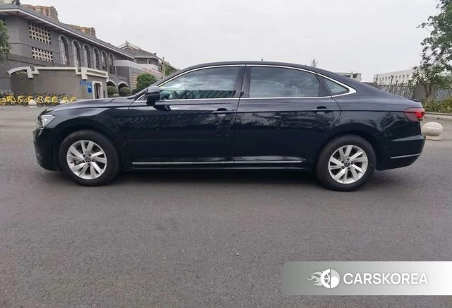 Volkswagen Passat 2024 Черный из Китая, фото 5