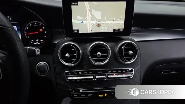 Mercedes-Benz GLC-Class X253 2019 Белый из Кореи, фото 5