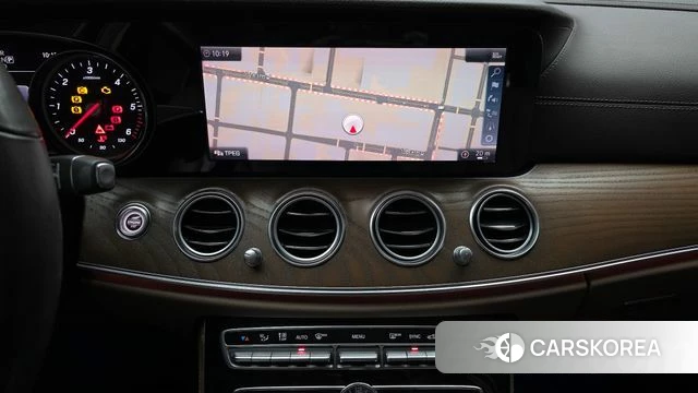 Mercedes-Benz E-Class W213 2019 Черный из Кореи, фото 5