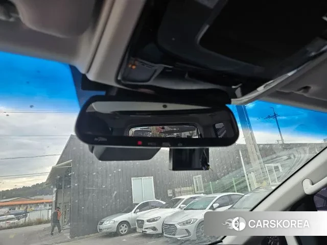 Hyundai Staria 2021 Белый из Кореи, фото 5