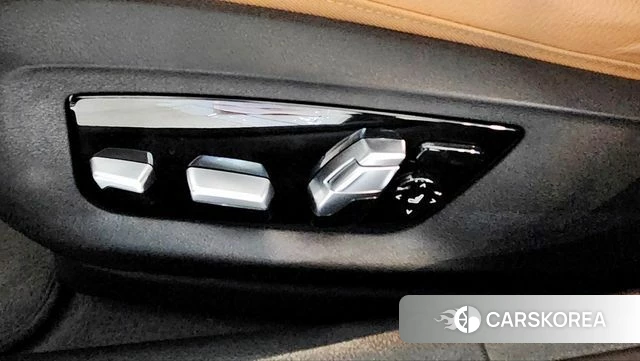 BMW 5 Series (G30) 2022 Белый из Кореи, фото 5