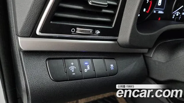 Hyundai Avante AD id 2288234 из Кореи 5