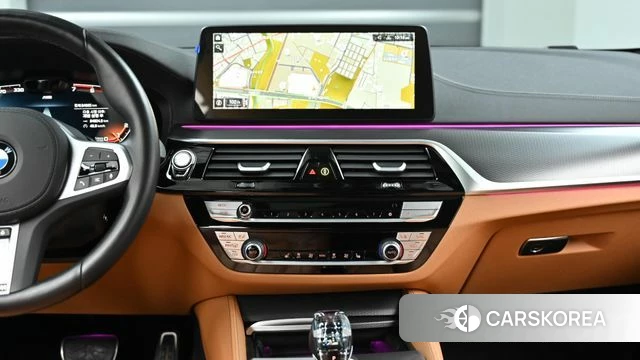 BMW 5 Series (G30) 2023 Серый из Кореи, фото 5