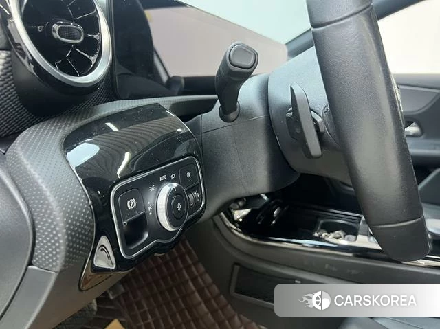 Mercedes-Benz Class A 2022 Белый из Китая, фото 5