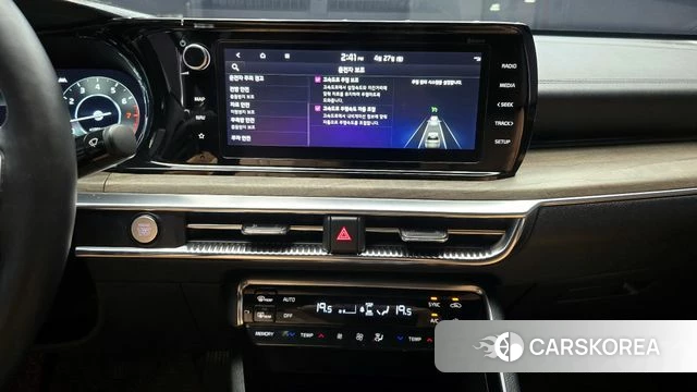 Kia K5 3rd generation 2021 Белый из Кореи, фото 5