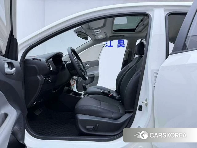 Kia Huanchi 2021 Белый из Китая, фото 5