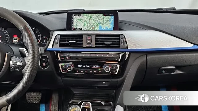 BMW 3 Series (F30) 2018 Белый из Кореи, фото 5