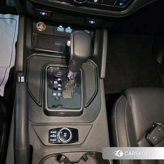 Ssangyong The New Rexton Sports Cannes 2022 Темно-зеленый из Кореи, фото 5