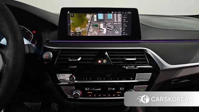 BMW 5 Series (G30) 2020 Синий из Кореи, фото 5