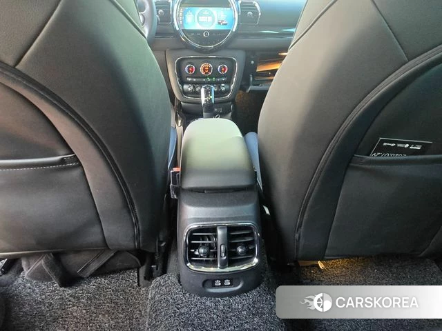 Mini Cooper Clubman 2024 Красный из Кореи, фото 5