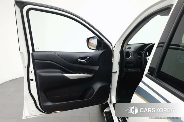 Nissan Tuda 2023 Белый из Китая, фото 5