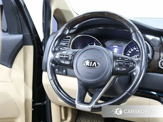 Kia The New Carnival 2019 Черный из Кореи, фото 5