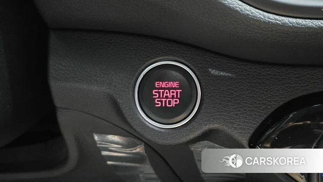 Kia The New K3 2nd generation 2023 Белый из Кореи, фото 5