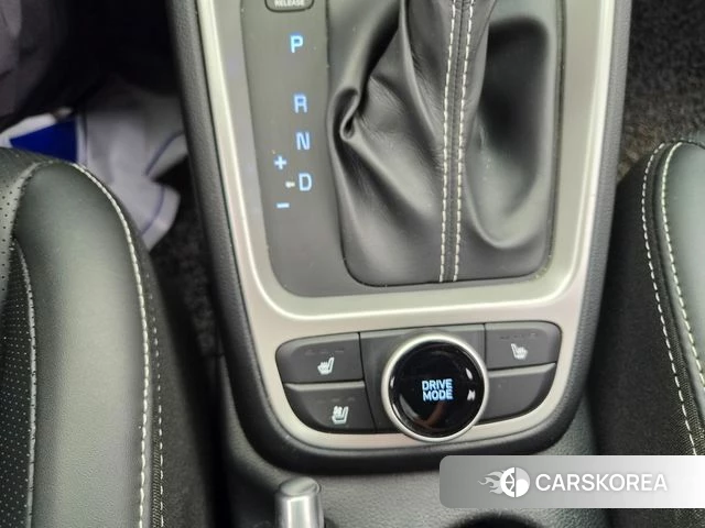 Hyundai Venue 2021 Серый из Кореи, фото 5