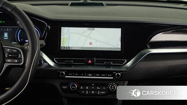 Kia Niro Plus 2022 Белый из Кореи, фото 5