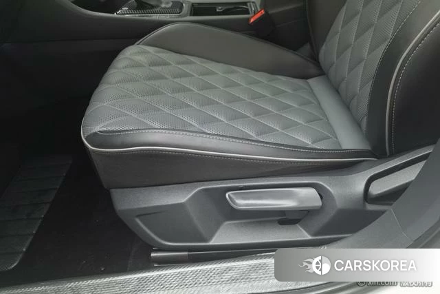 Volkswagen Sagitar 2024 Белый из Китая, фото 5