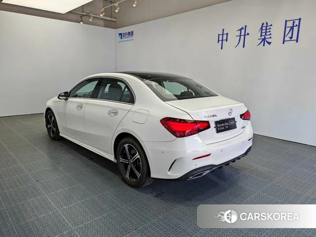 Mercedes-Benz Class A 2024 Белый из Китая, фото 5