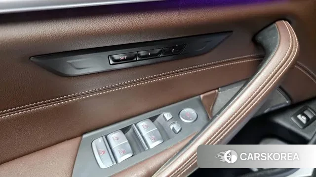 BMW 5 Series (G30) 2021 Белый из Кореи, фото 5