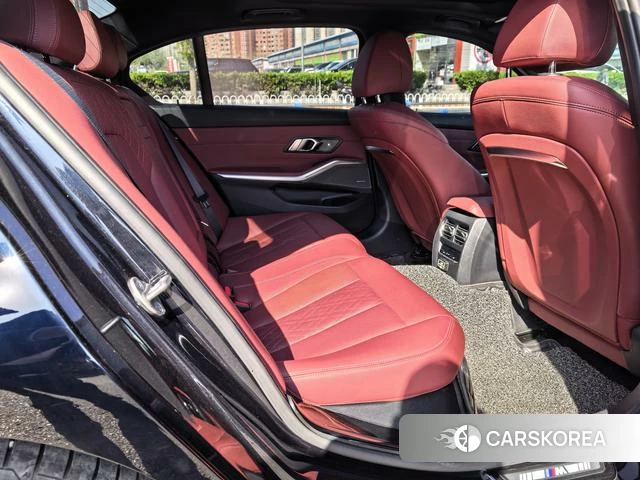 BMW 3 series 2025 Черный из Китая, фото 5