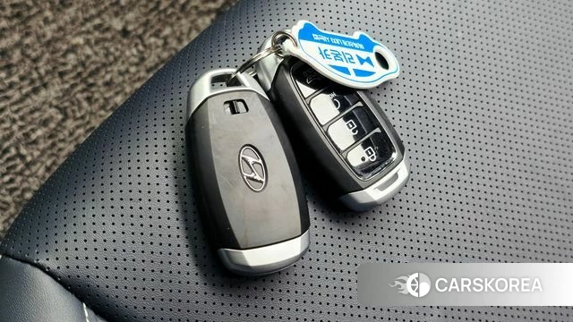 Hyundai Venue 2022 Черный из Кореи, фото 5