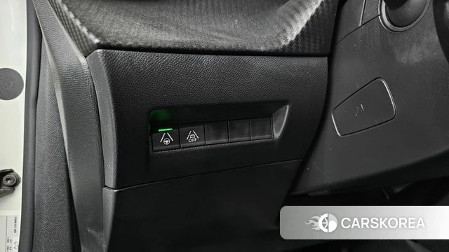 Peugeot 2008 Second generation 2020 Белый из Кореи, фото 5