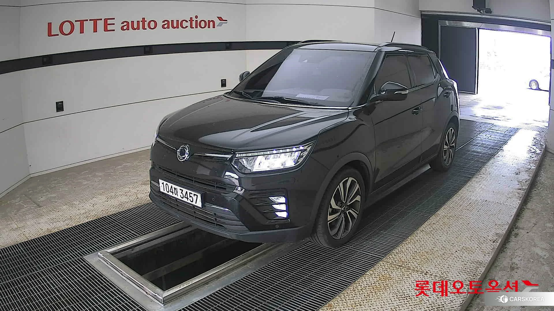 SsangYong Tivoli 2021 Spaceblack из Кореи, фото 5