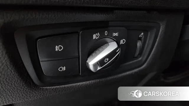 BMW 1 Series (F20) 2019 Белый из Кореи, фото 5