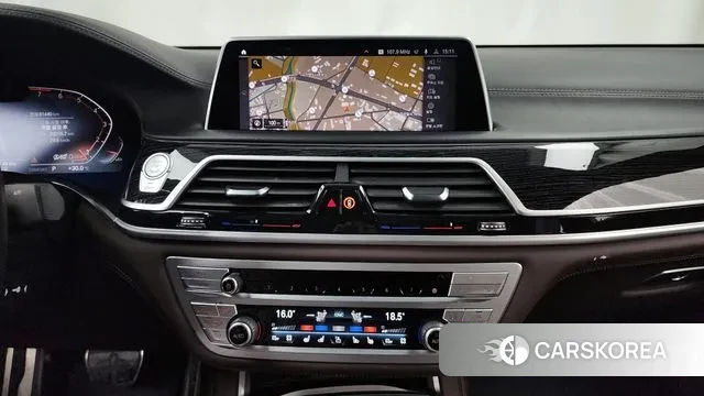 BMW 7 Series (G11) 2021 Черный из Кореи, фото 5
