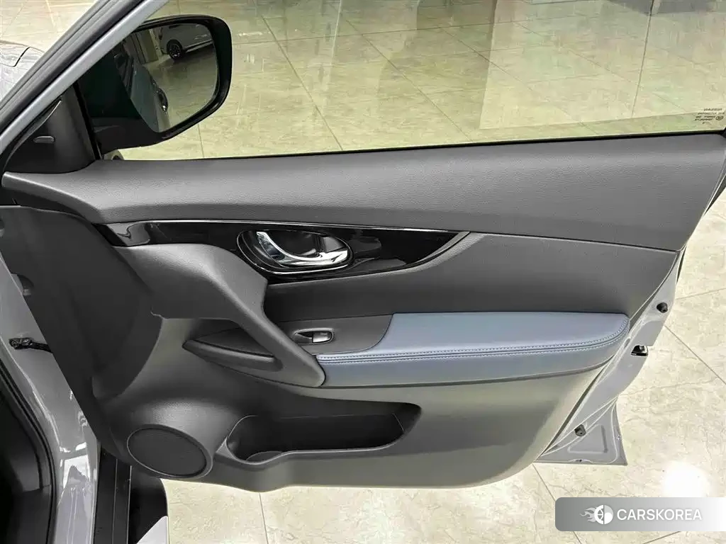 Nissan Qijun 2025 Silver/gray из Китая, фото 5