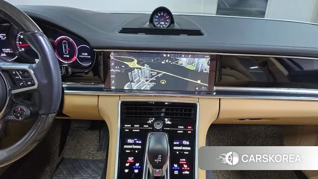 Porsche Panamera (971) 2020 Белый из Кореи, фото 5