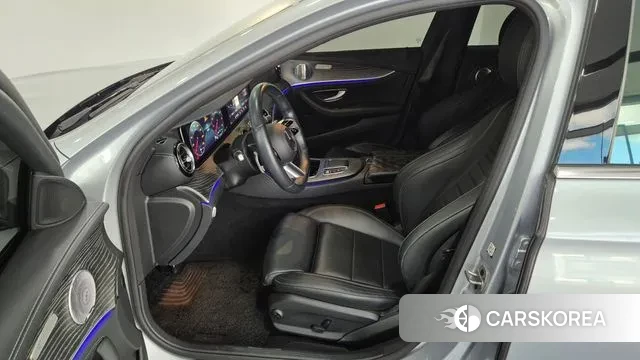 Mercedes-Benz E-Class W213 2020 Серебряный из Кореи, фото 5