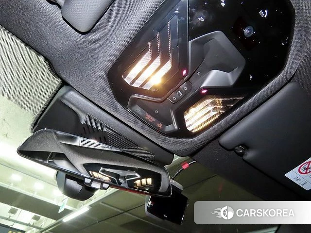 BMW 5 Series (G60) 2025 Серый из Кореи, фото 5