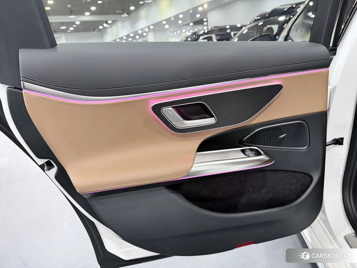 Mercedes-Benz E-class 2023 Белый из Китая, фото 5