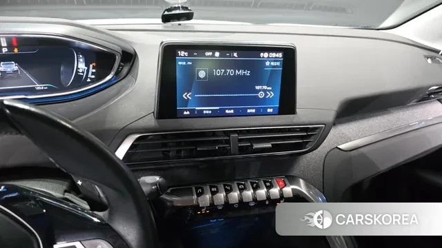 Peugeot 3008 second generation 2021 Белый из Кореи, фото 5