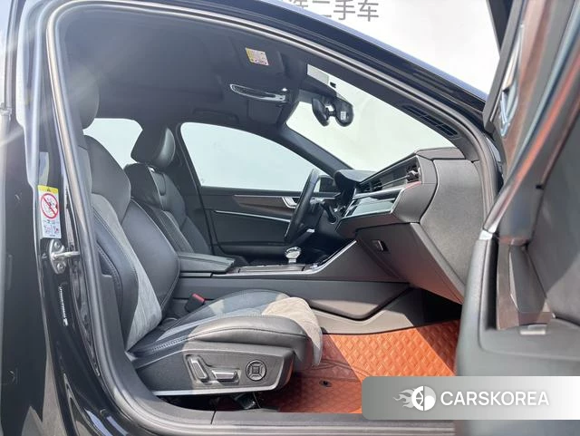 Audi A6L 2023 Черный из Китая, фото 5