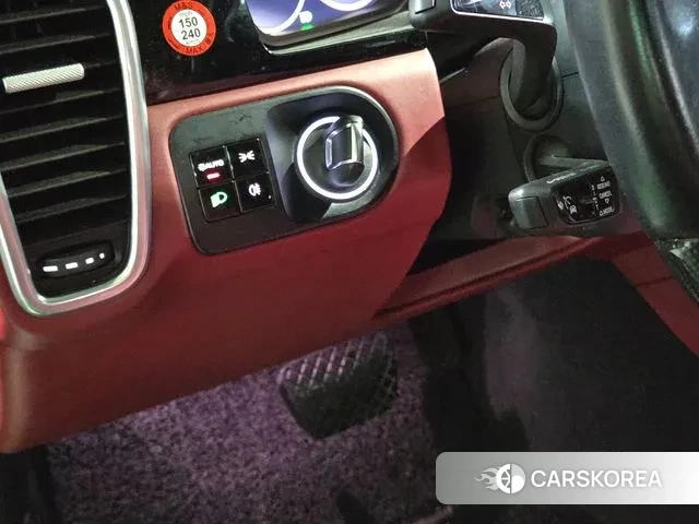 Porsche Cayenne (PO536) 2020 Черный из Кореи, фото 5