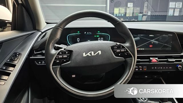 Kia Di Ol Nu Niro 2023 Белый из Кореи, фото 5