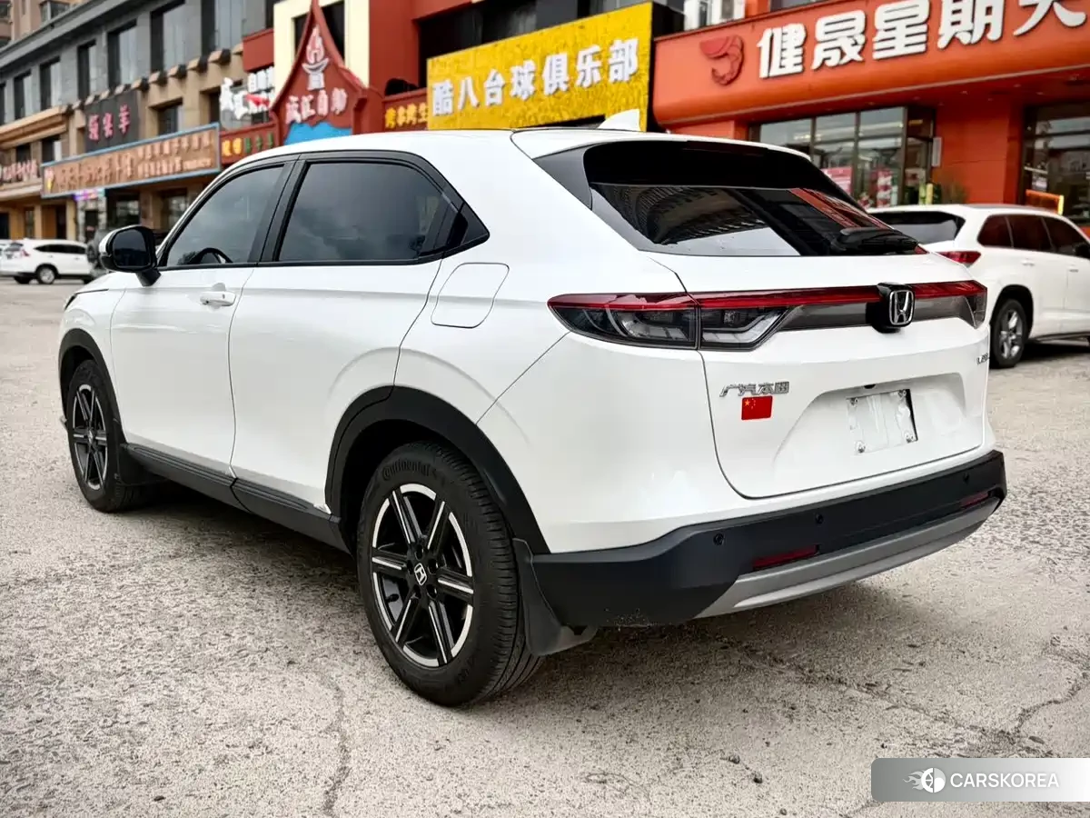 Honda Vezel 2023 Белый из Китая, фото 5