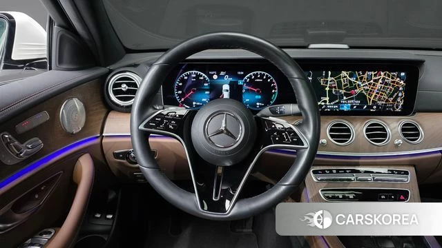 Mercedes-Benz E-Class W213 2022 Белый из Кореи, фото 5