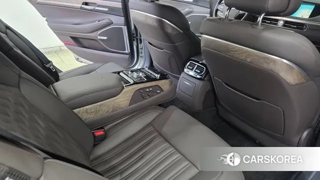 Genesis G90 2019 Серебряный из Кореи, фото 5
