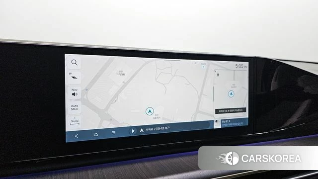 Hyundai Grandeur (GN7) 2023 Светло-серебряный цвет из Кореи, фото 5